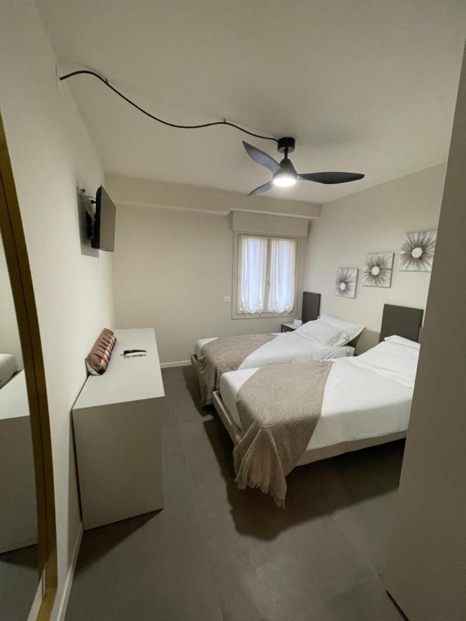 Lucia Holiday Apartments Lazise Extérieur photo